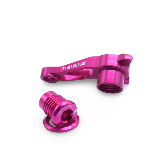 Replacement pink derailleur hanger for UDH system frames